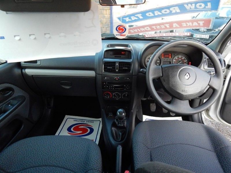 2006 Renault Clio 1.1 Campus 8V image 7