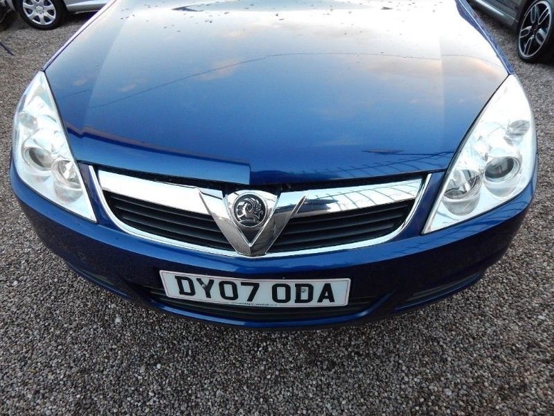 2007 Vauxhall Vectra 1.8 VVT LIFE image 4