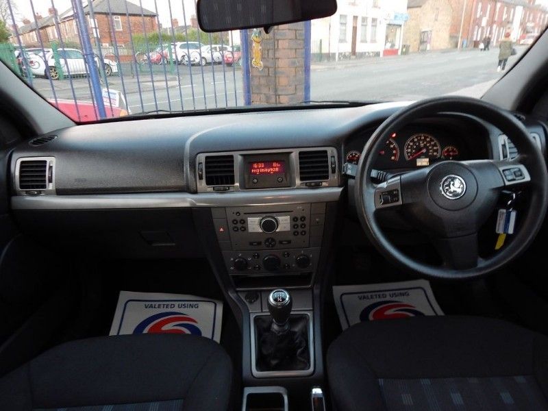 2007 Vauxhall Vectra 1.8 VVT LIFE image 7