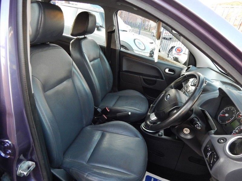 2006 Ford Fiesta 1.4 GHIA 16V image 5