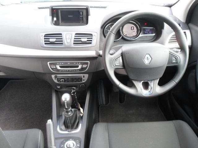 2014 Renault Megane 1.5 DCI S/S 3d image 9