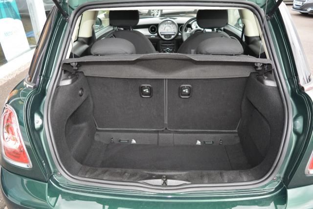 2013 MINI Hatch One D 1.6 3d image 8