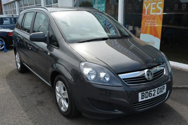 2013 Vauxhall Zafira 1.7 CDTI 5d image 1