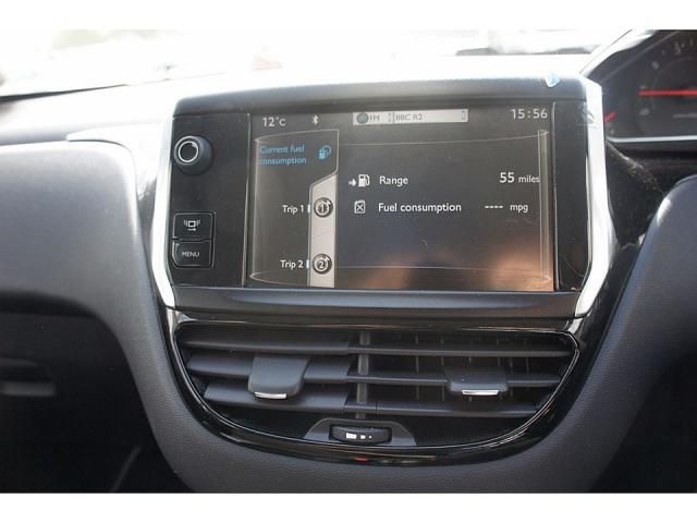 2012 Peugeot 208 1.2 5d image 7