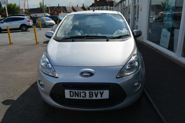 2013 Ford KA 1.2 Zetec 3d image 4