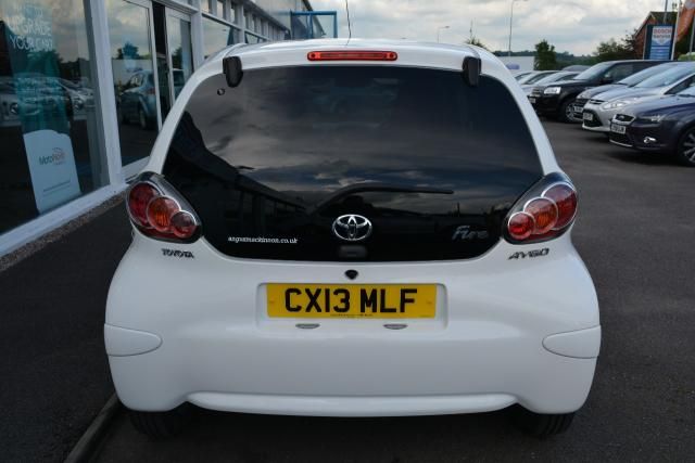 2013 Toyota Aygo 1.0 VVT-I Fire 5d image 4