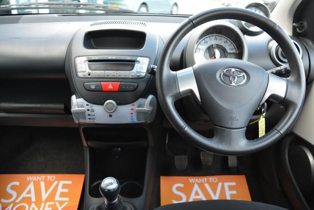 2013 Toyota Aygo 1.0 VVT-I Fire 5d image 6