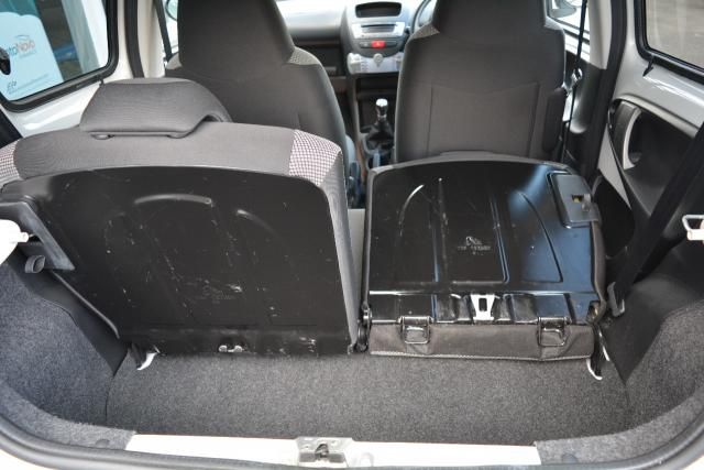 2013 Toyota Aygo 1.0 VVT-I Fire 5d image 10