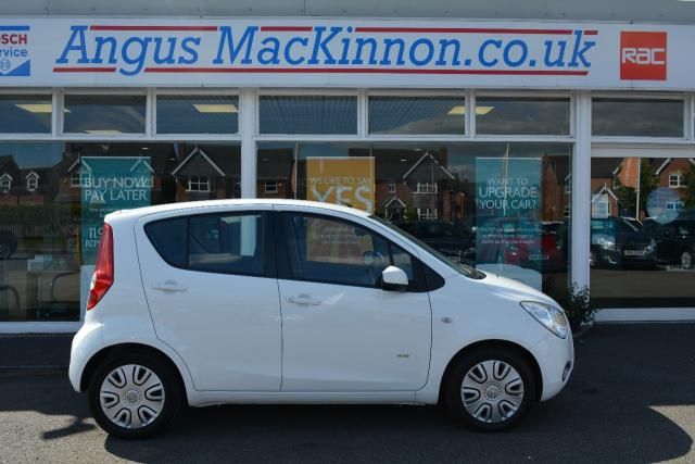 2009 Vauxhall Agila 1.0 Club AC 5d image 2