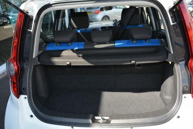 2009 Vauxhall Agila 1.0 Club AC 5d image 7