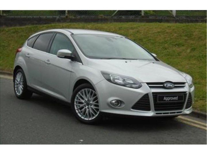 2014 Ford Focus 1.0 SCTI EcoBoost Zetec image 1