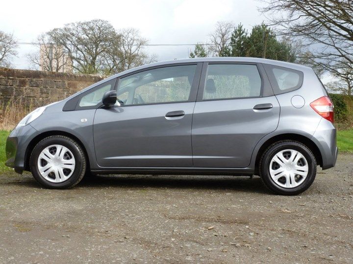 2013 Honda Jazz 1.2 i-VTEC S 5dr image 3
