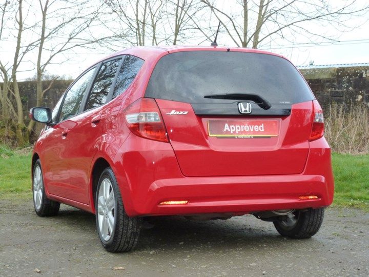 2011 Honda Jazz 1.4 i VTEC EX 5dr image 2