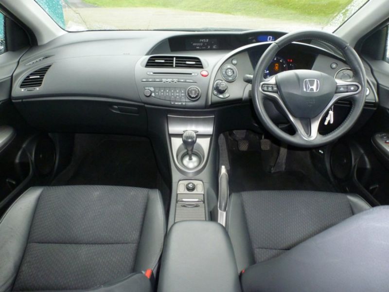 2010 Honda Civic 1.4 i VTEC Si 5dr image 7
