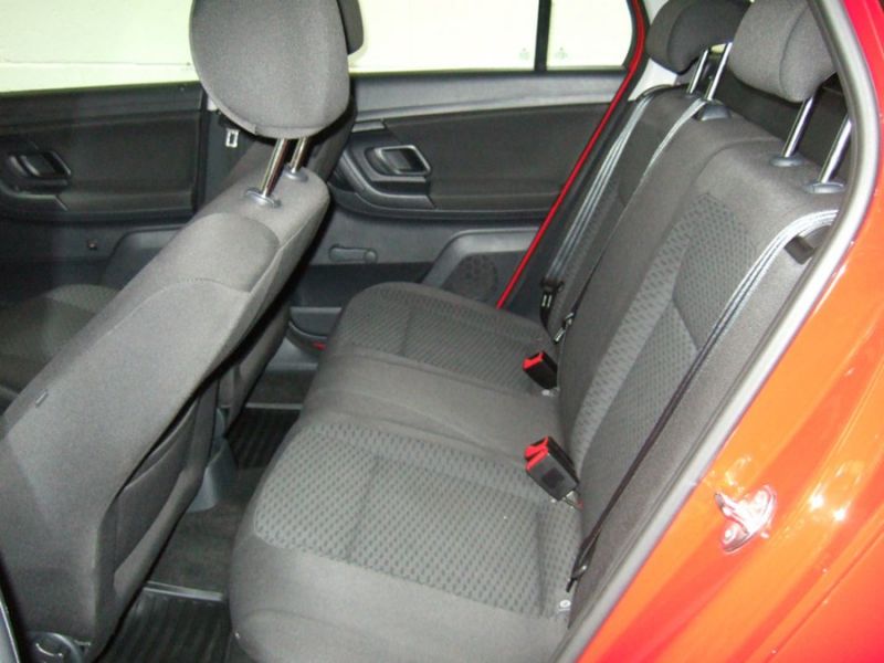 2013 Skoda Fabia 1.6 TDI CR SE 5dr image 4