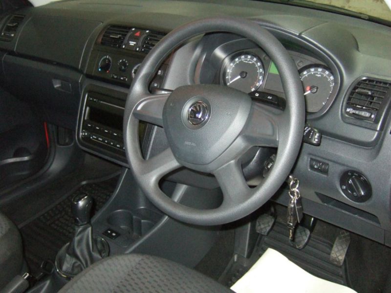 2013 Skoda Fabia 1.6 TDI CR SE 5dr image 6