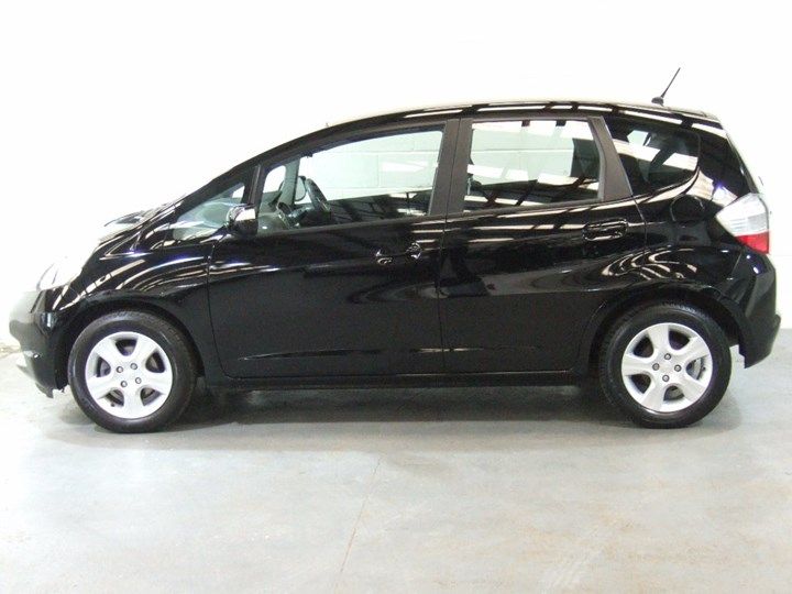 2010 Honda Jazz 1.4 ES 5dr image 3