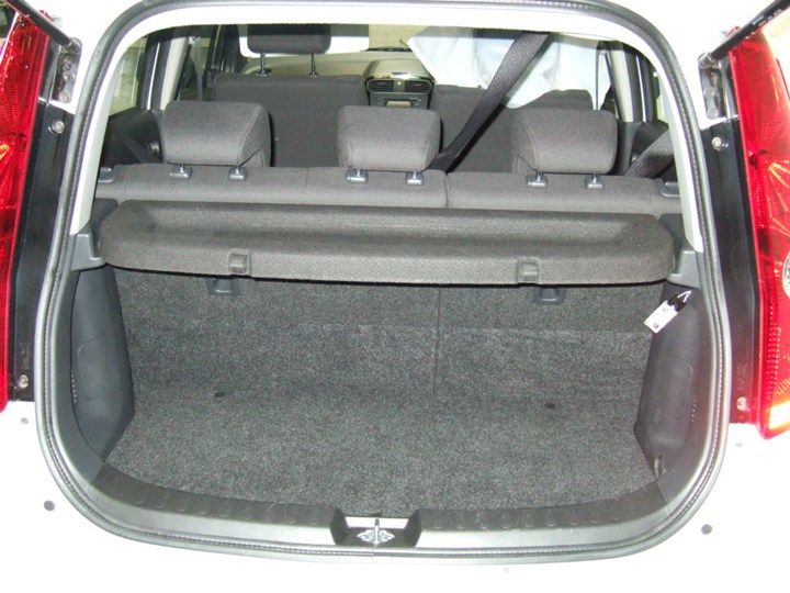 2013 Suzuki Splash 1.0 SZ3 5dr image 5