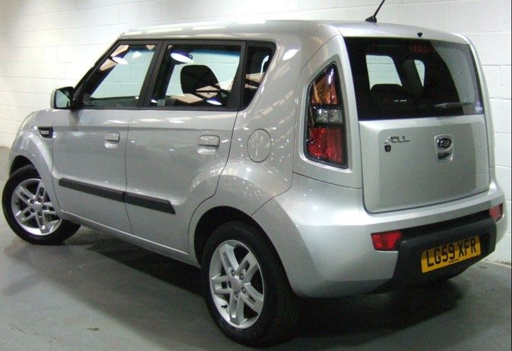 2009 Kia Soul 1.6 2 5dr image 2