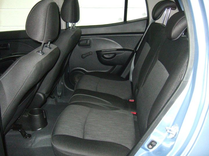 2011 Kia Picanto 1.1 Graphite 5dr image 4