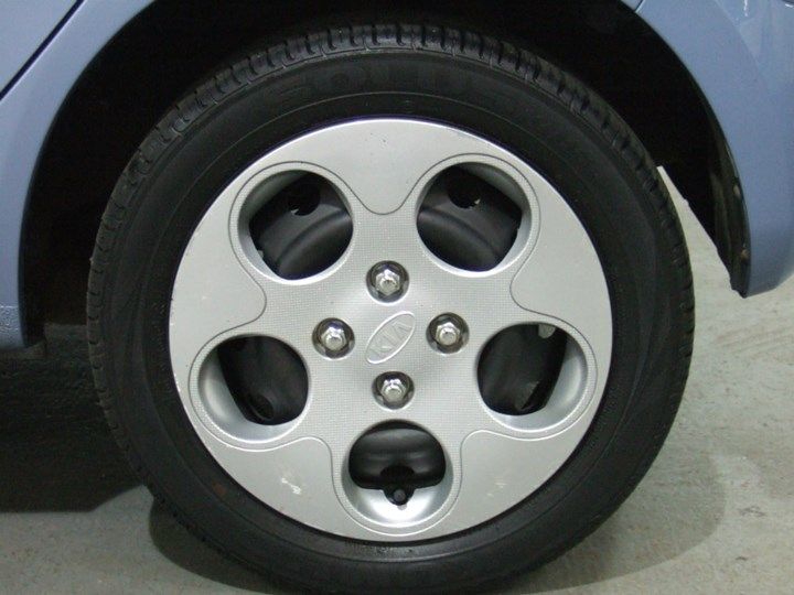 2011 Kia Picanto 1.1 Graphite 5dr image 8