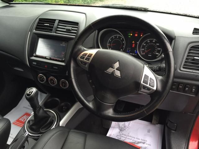 2011 Mitsubishi ASX 1.6 4 5d image 8