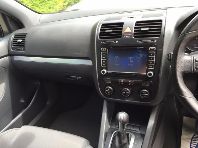 2007 Volkswagen Golf 2.0 GTI FSI Turbo image 9