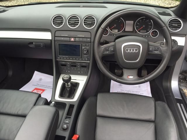 2006 AUDI A4 2.0 TDI S LINE 2d image 9