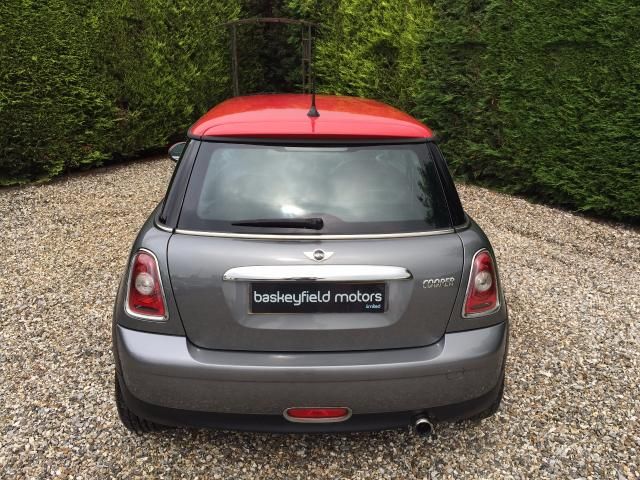 2010 MINI Hatch Cooper 1.6 Graphite 3d image 4