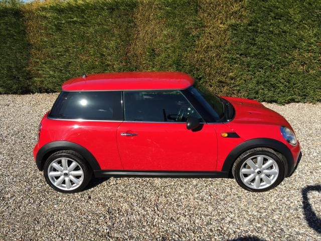 2010 MINI Hatch One 1.6 3d image 2