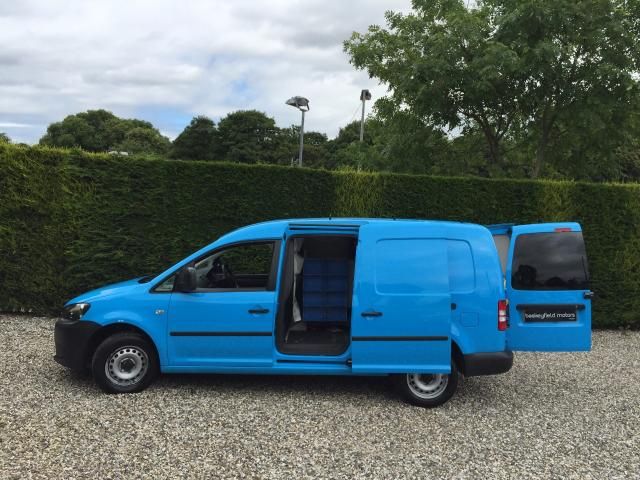 2011 Volkswagen Caddy Maxi 1.6 C20 TDI 5d image 2