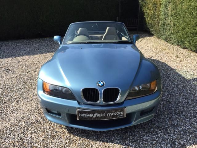 1997 BMW Z3 2.8 Roadster 2d image 2