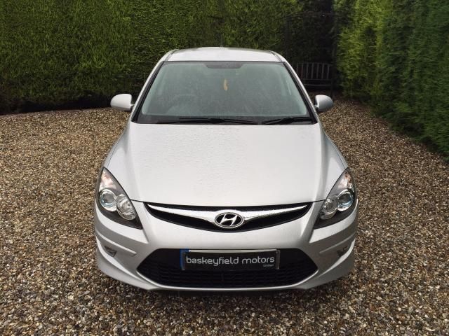 2011 Hyundai i30 1.4 Comfort 5d image 3
