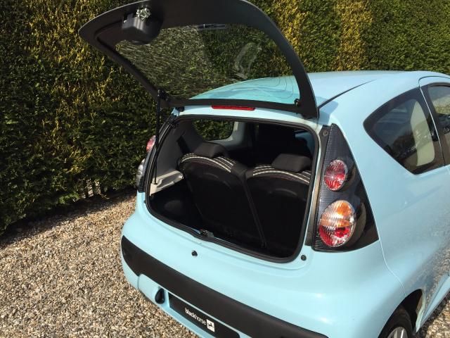 2013 Citroen C1 1.0 VTR 3d image 10