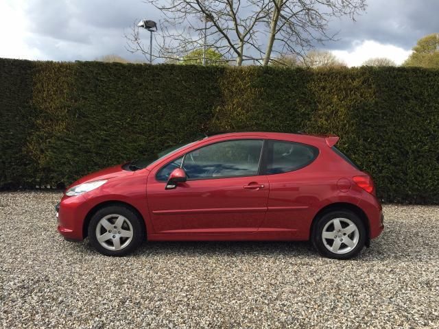 2008 Peugeot 207 1.4 Sport 3d image 5