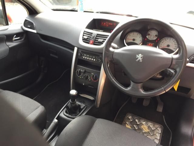 2008 Peugeot 207 1.4 Sport 3d image 7