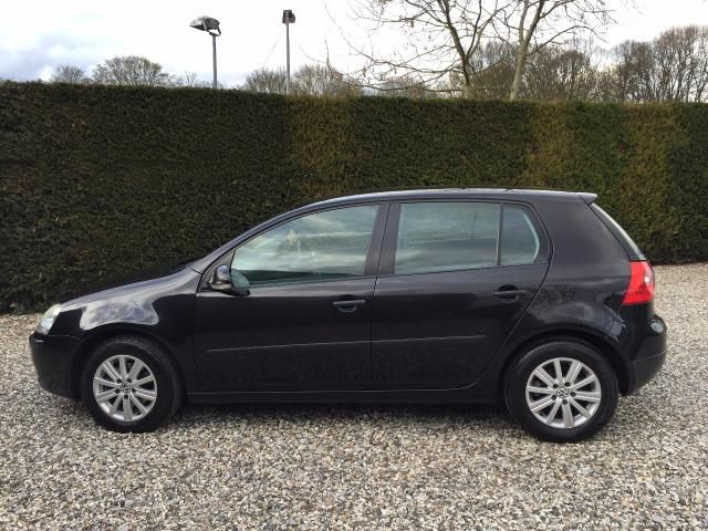 2005 Volkswagen Golf 1.9 SE TDI 5d image 3
