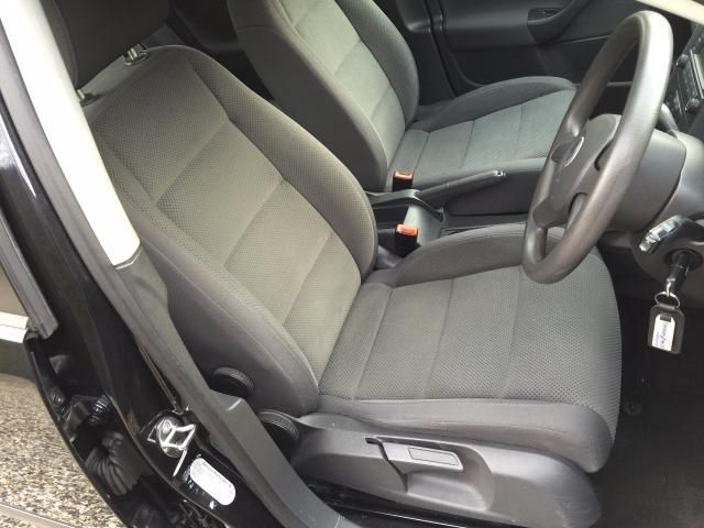 2005 Volkswagen Golf 1.9 SE TDI 5d image 7