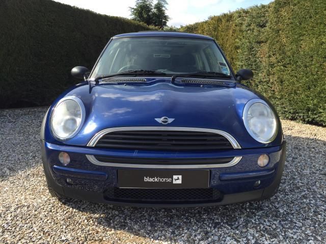 2002 MINI Hatch 1.6 One 3d image 5