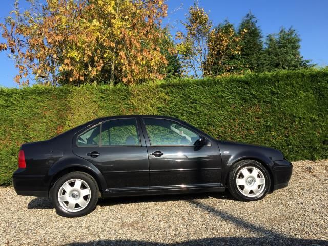 2003 Volkswagen Bora 1.9 TDI 4d image 2