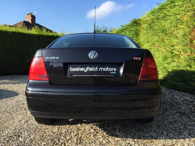 2003 Volkswagen Bora 1.9 TDI 4d image 5