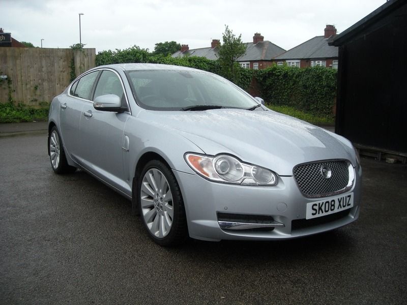 2008 Jaguar XF 2.7 4dr image 1