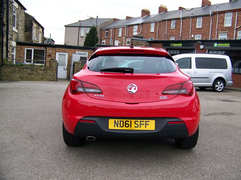 2011 Vauxhall Astra 2.0 image 7