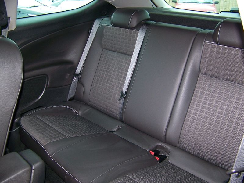 2011 Vauxhall Astra 2.0 image 9