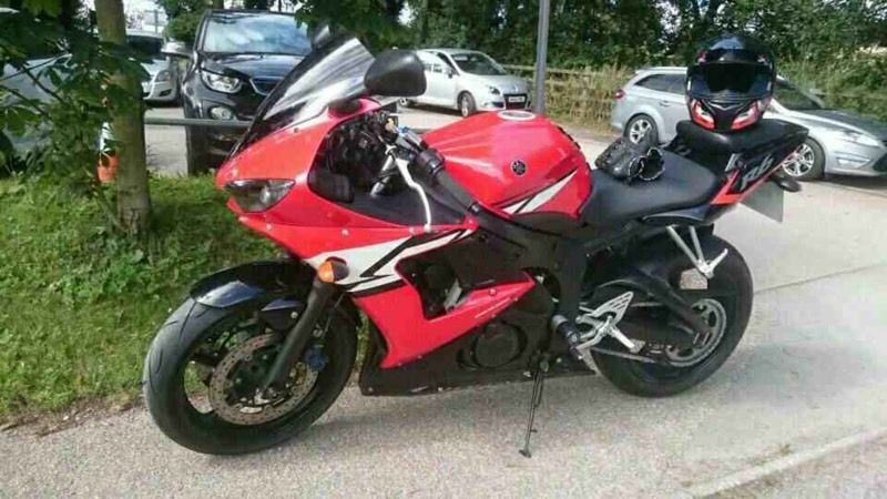 2005 Yamaha YZF R6 image 1