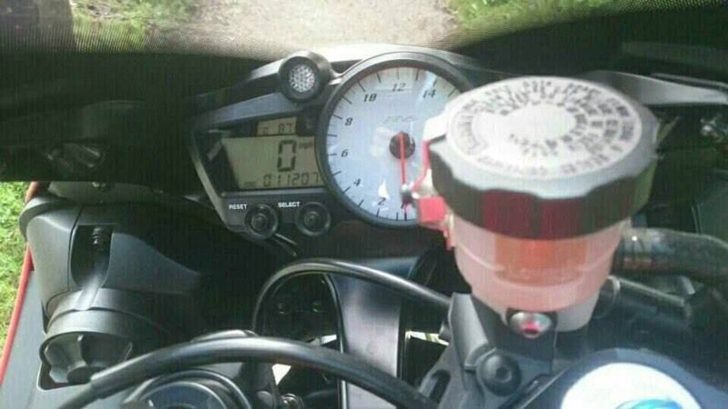 2005 Yamaha YZF R6 image 5