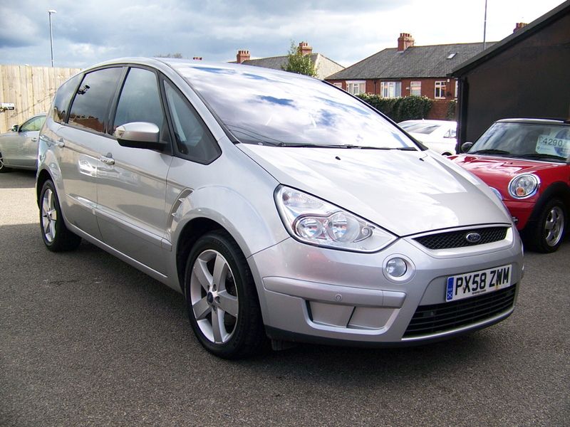2008 Ford S-Max 2.0TDCI image 1