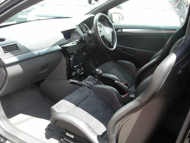 2007 Vauxhall Astra 2.0I 16V TURBO VXR image 6