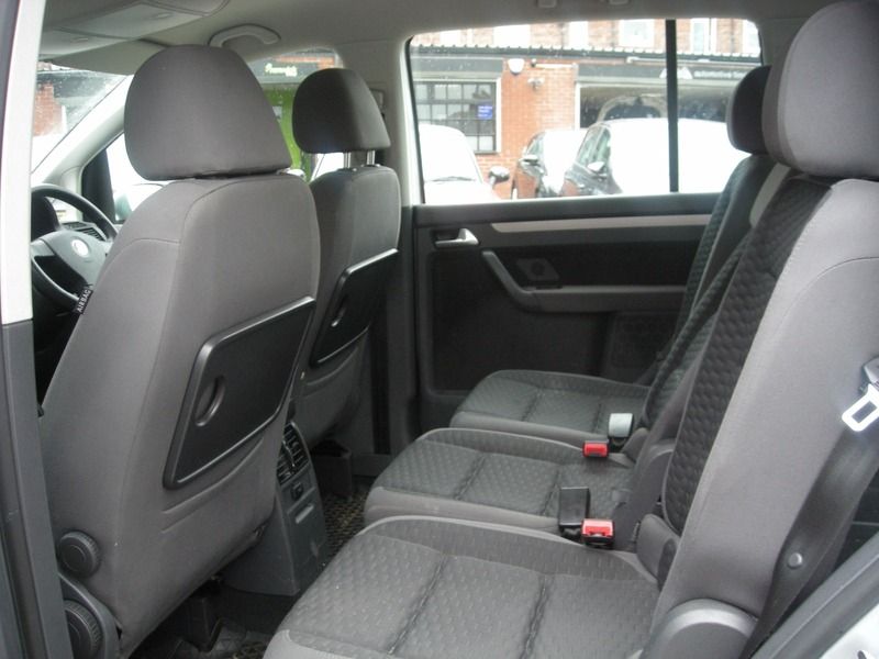 2008 Volkswagen Touran 2.0 TDI SE image 7