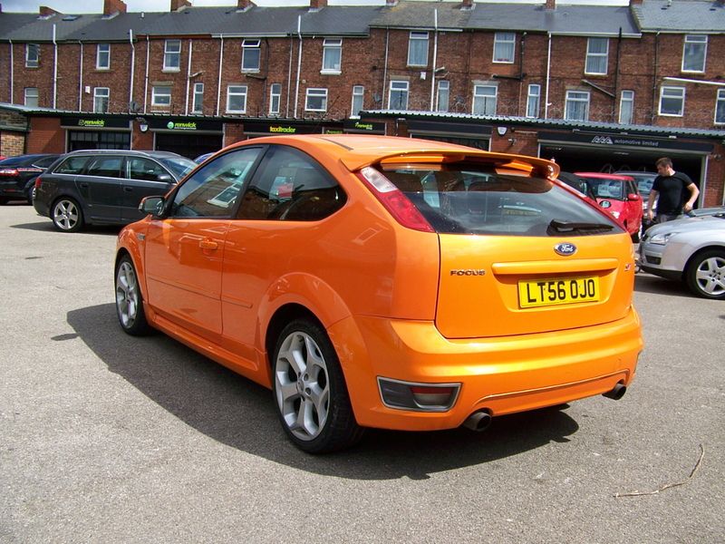 2007 Ford Focus 2.5 ST-2 image 4